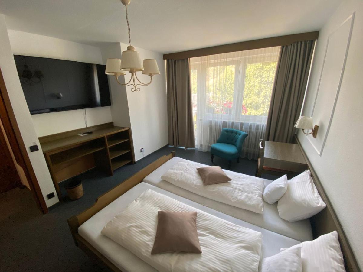 Altes Tor Hotel Filsen ภายนอก รูปภาพ