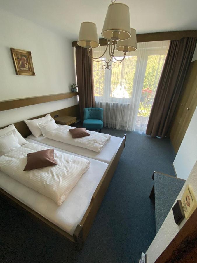 Altes Tor Hotel Filsen ภายนอก รูปภาพ